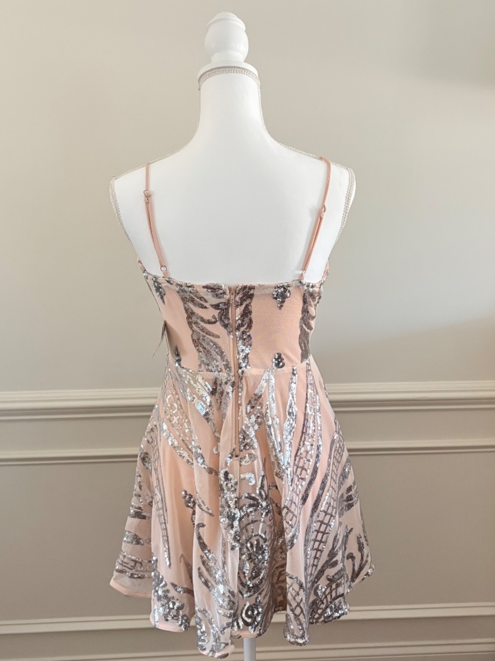 Windsor Silver & Nude M Spring Formal Prom Sparkle Sequin Glitter Dress - Picture 8 of 16